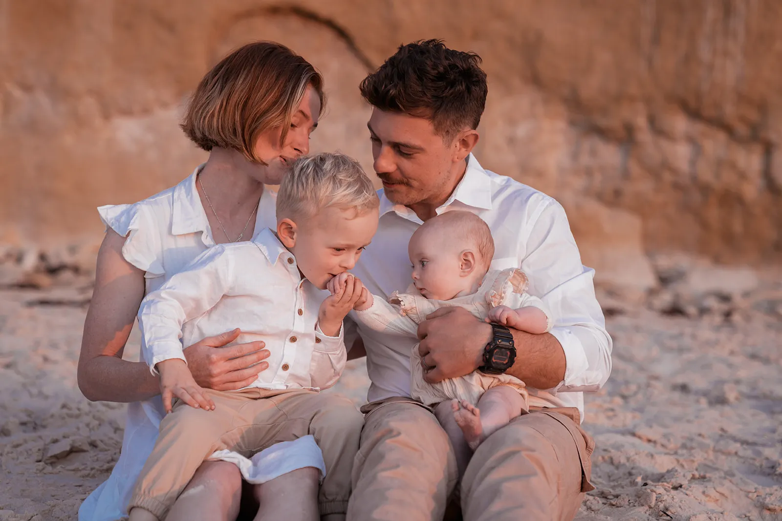 Natural light family photograph by Amy Parkes, Victor Harbor & the Fleurieu Peninsula