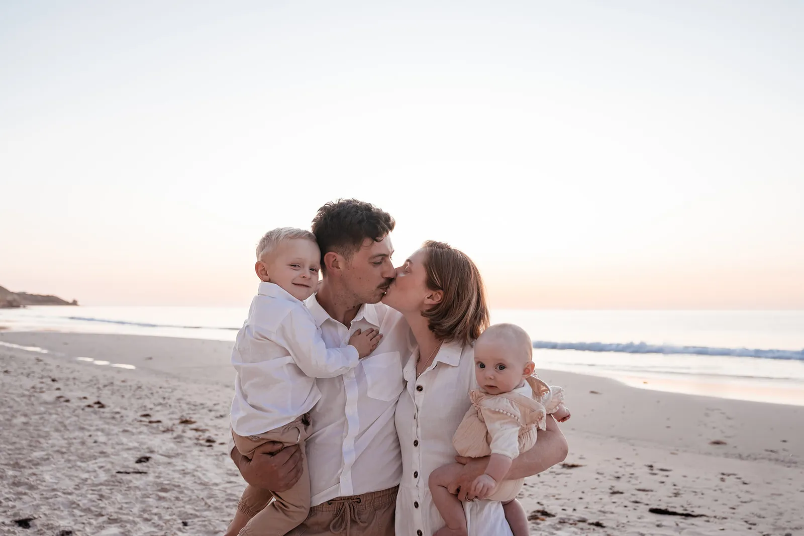Natural light family photograph by Amy Parkes, Victor Harbor & the Fleurieu Peninsula