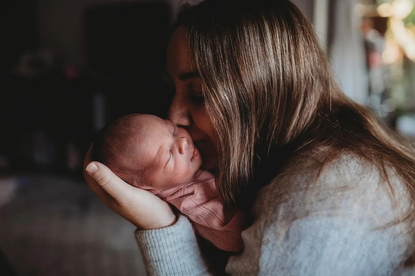 Newborn photograph by Amy Parkes